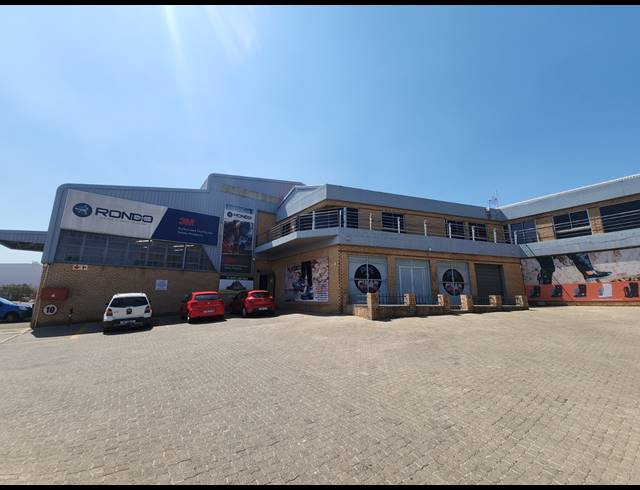 7,726M² WAREHOUSE FOR SALE IN MEADOWDALE
